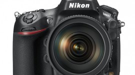 Nikon announces the Nikon D800 Digital SLR